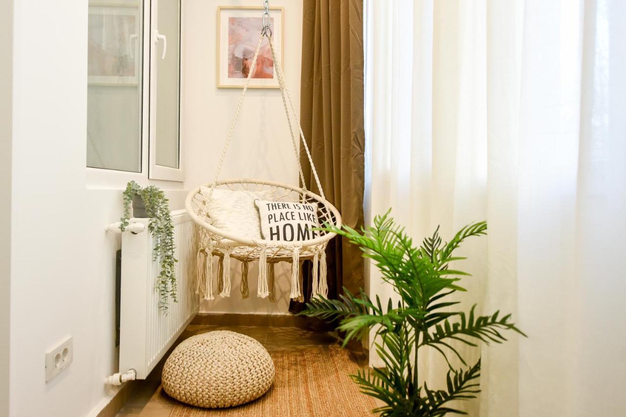 Sweet Home. Stylish Near Cismigiu Apartament